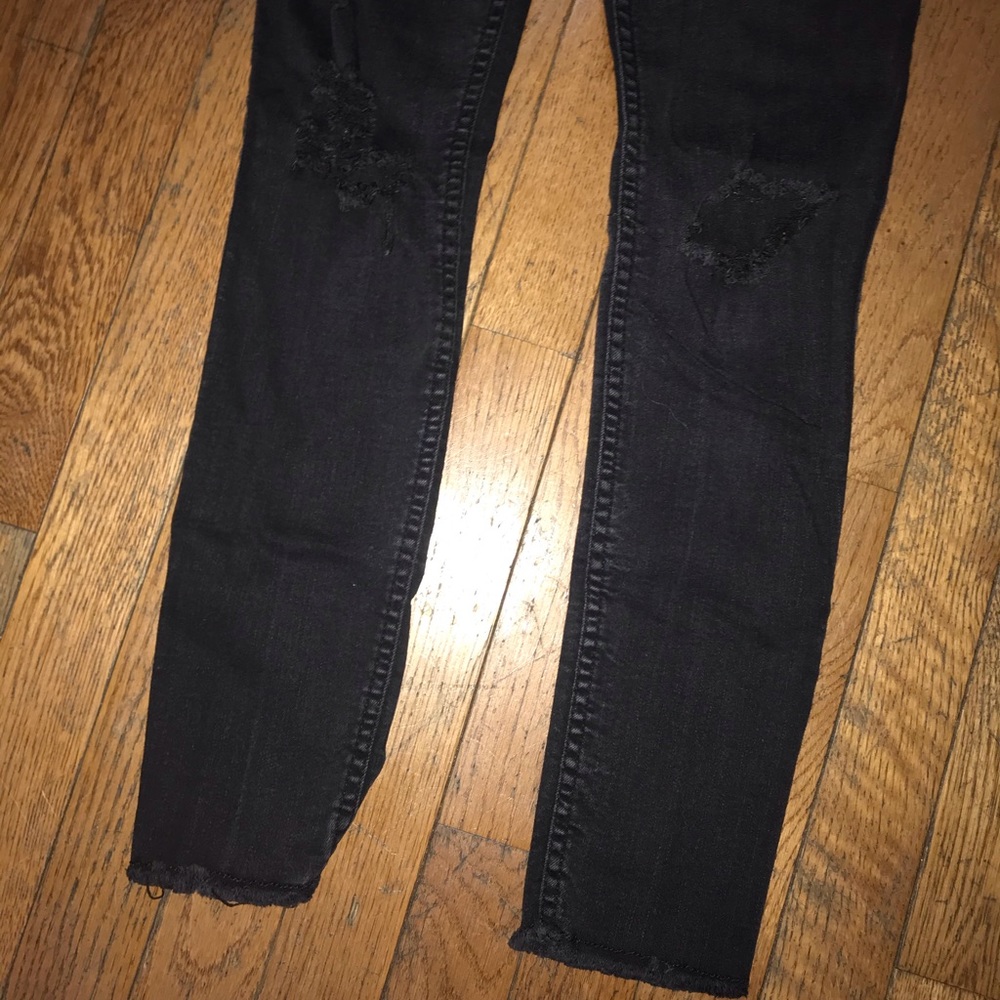 Black high rise crop length Hollister jeans - Picture 6 of 6
